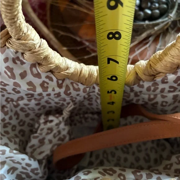 JustFab Tan Woven Tote Bag - Picture 16 of 16